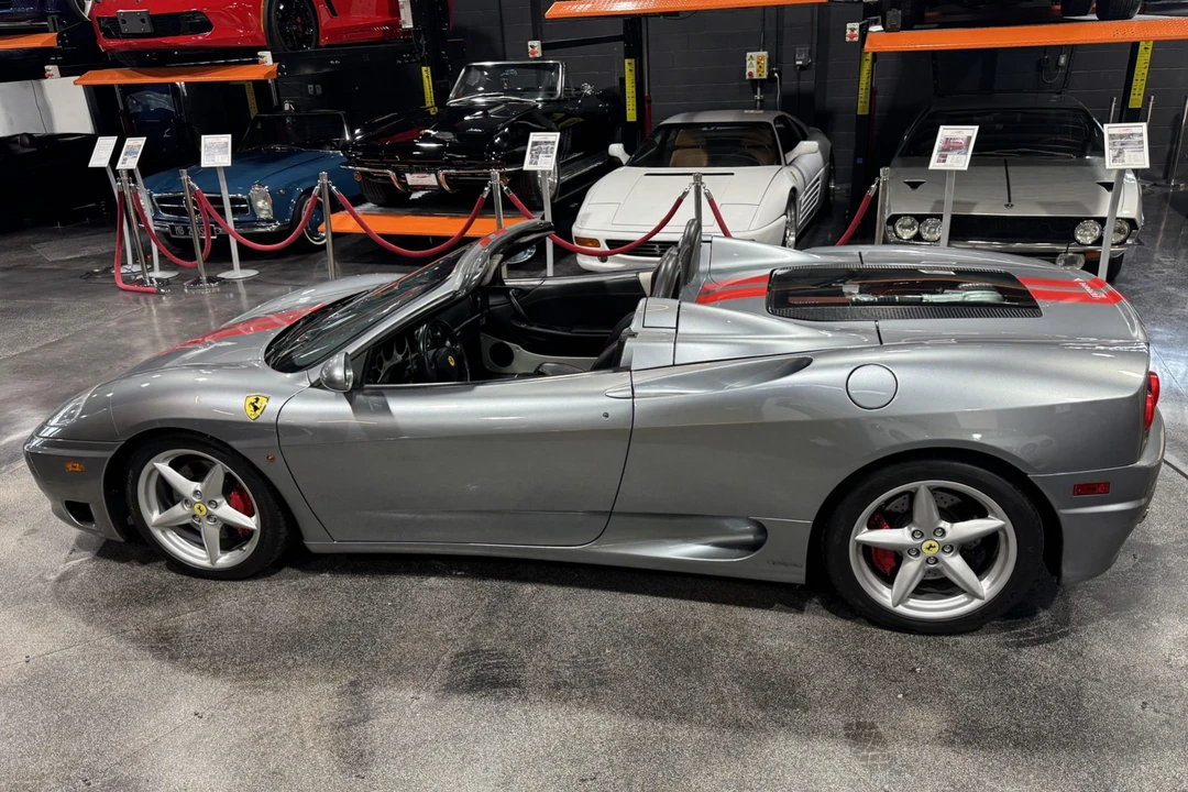2001 Ferrari 360 Spider - Image 22 of 31