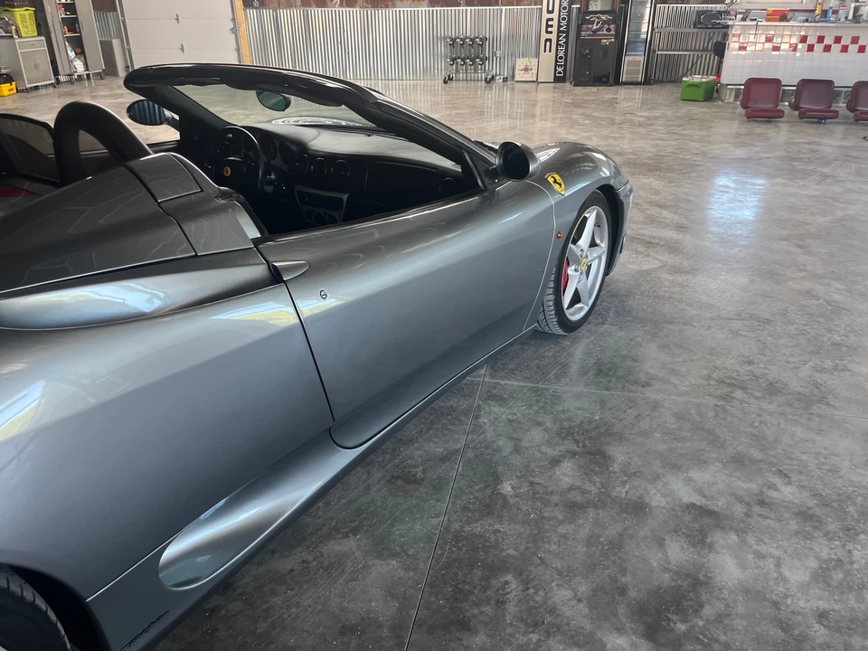 2001 Ferrari 360 Spider - Image 31 of 31