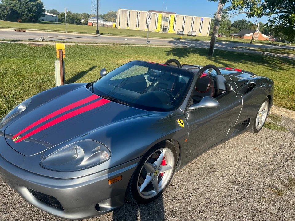 2001 Ferrari 360 Spider - Image 2 of 31