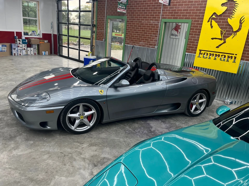 2001 Ferrari 360 Spider - Image 24 of 31
