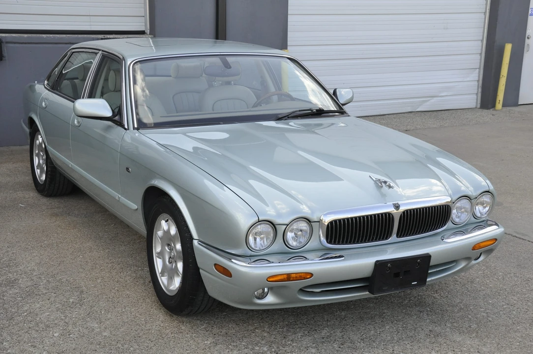 2001 Jaguar X308 XJ - Image 26 of 31