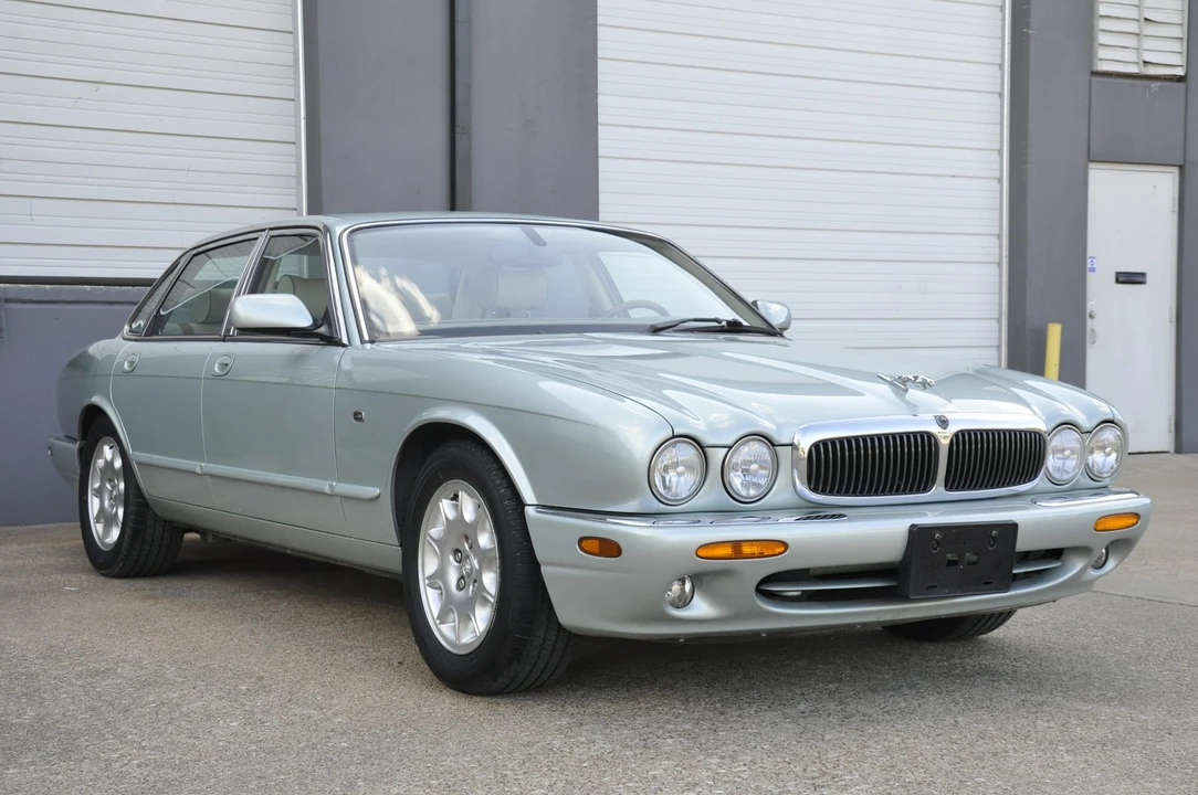 2001 Jaguar X308 XJ - Image 25 of 31