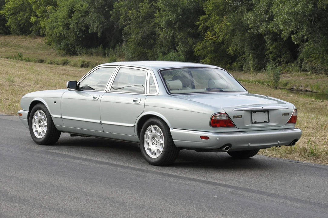 2001 Jaguar X308 XJ - Image 23 of 31