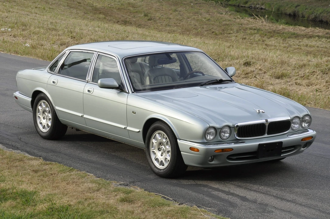 2001 Jaguar X308 XJ - Image 7 of 31