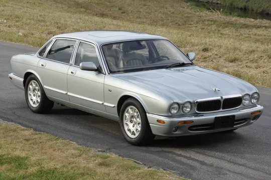 2001 Jaguar XJ8