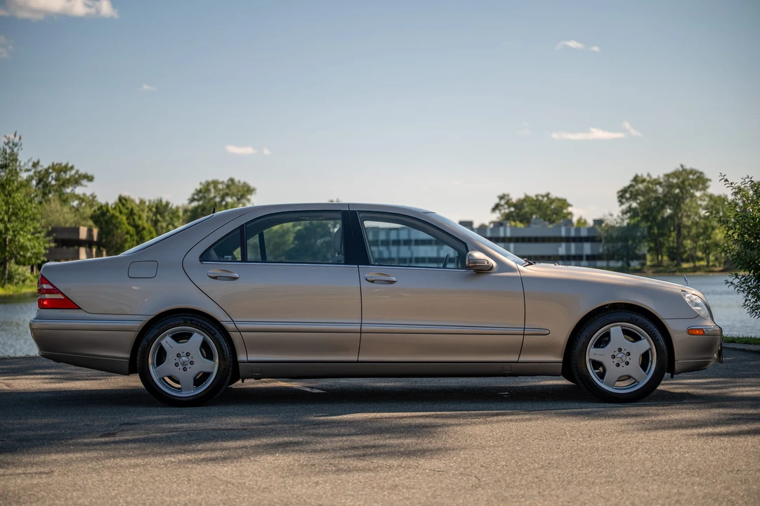 2001 Mercedes-Benz W220 S-Class - Image 6 of 31