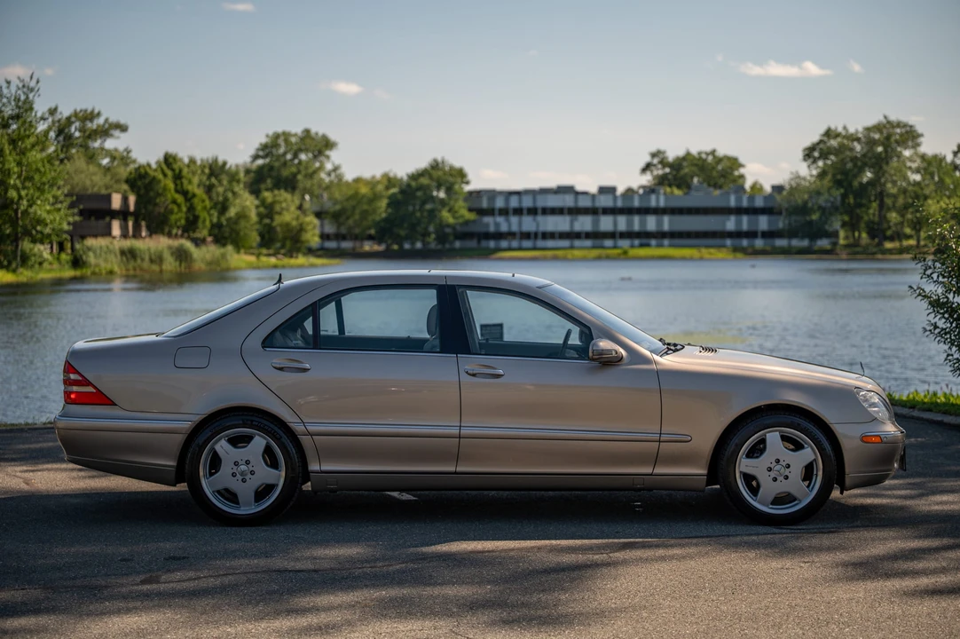 2001 Mercedes-Benz W220 S-Class - Image 7 of 31