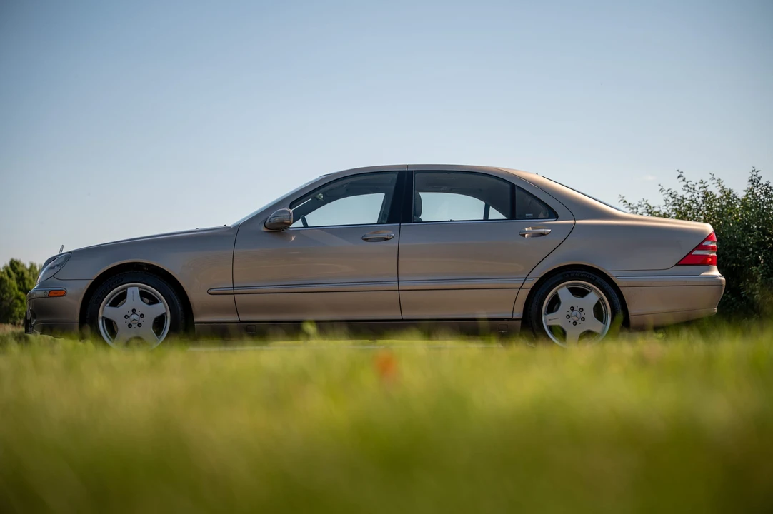 2001 Mercedes-Benz W220 S-Class - Image 17 of 31