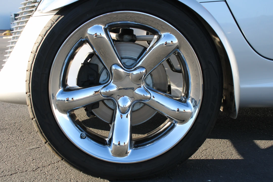 2001 Plymouth Prowler - Image 22 of 31
