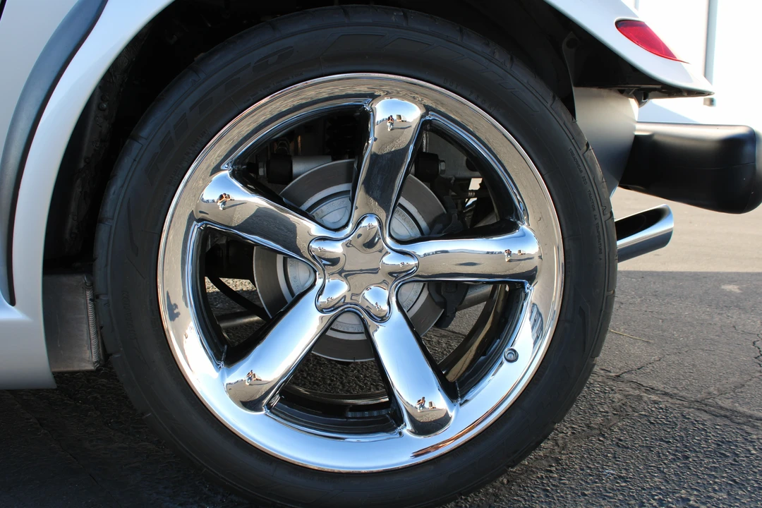 2001 Plymouth Prowler - Image 23 of 31