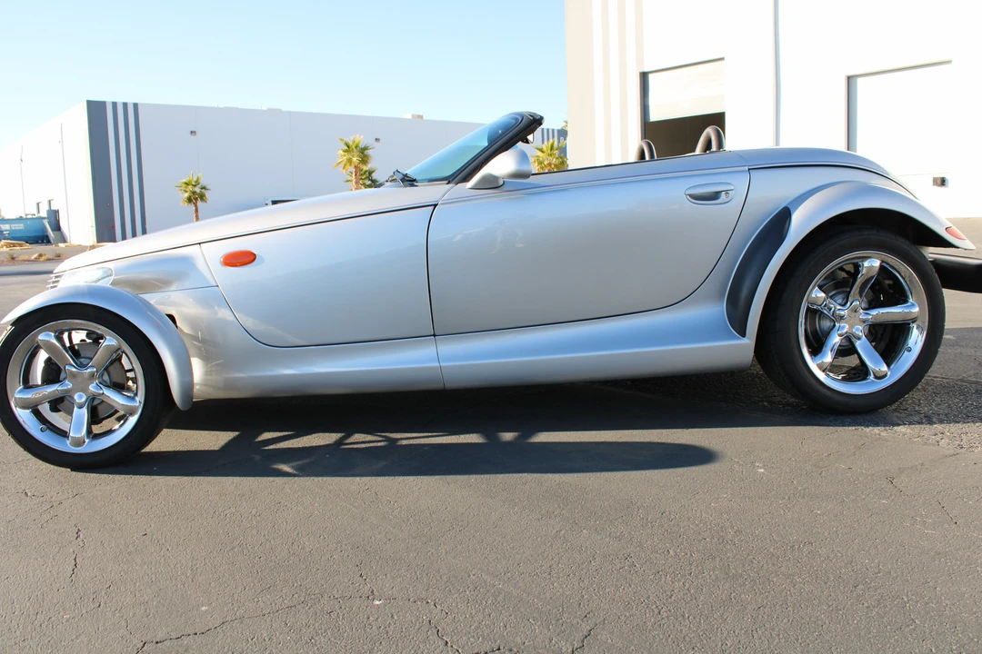 2001 Plymouth Prowler - Image 17 of 31