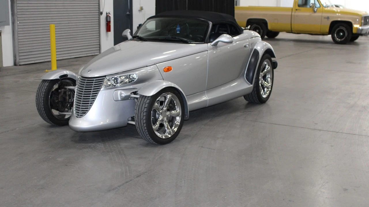 2001 Plymouth Prowler - Image 2 of 31