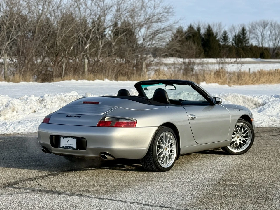 2001 Porsche 996 Carrera - Image 11 of 31