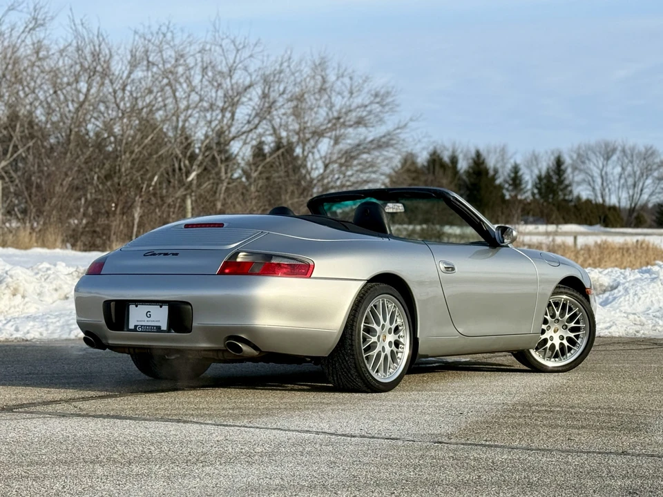 2001 Porsche 996 Carrera - Image 9 of 31
