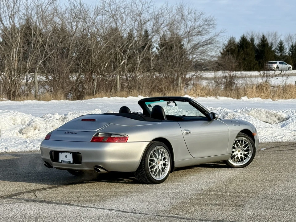 2001 Porsche 996 Carrera - Image 13 of 31