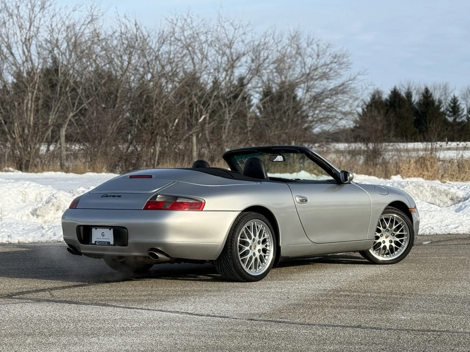 2001 Porsche 996 Carrera - Image 12 of 31