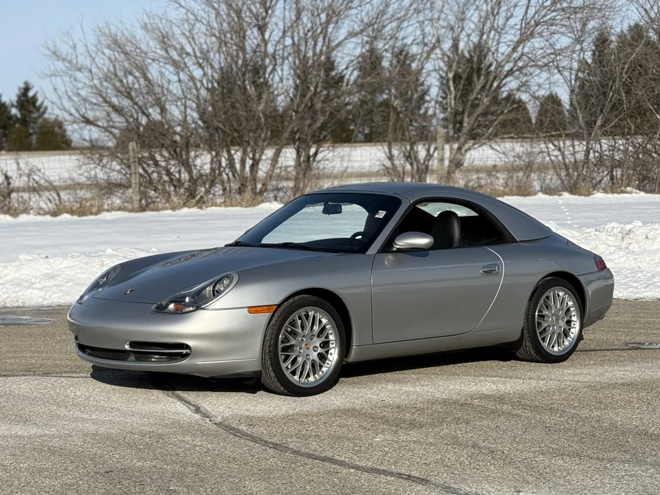 2001 Porsche 996 Carrera - Image 17 of 31
