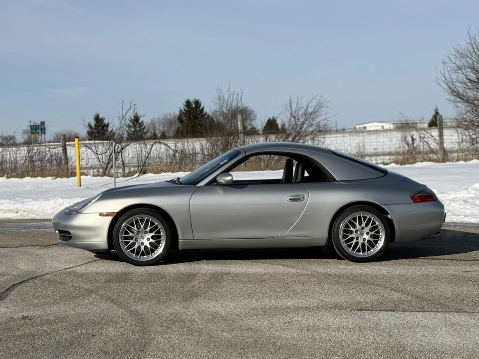 2001 Porsche 996 Carrera - Image 18 of 31