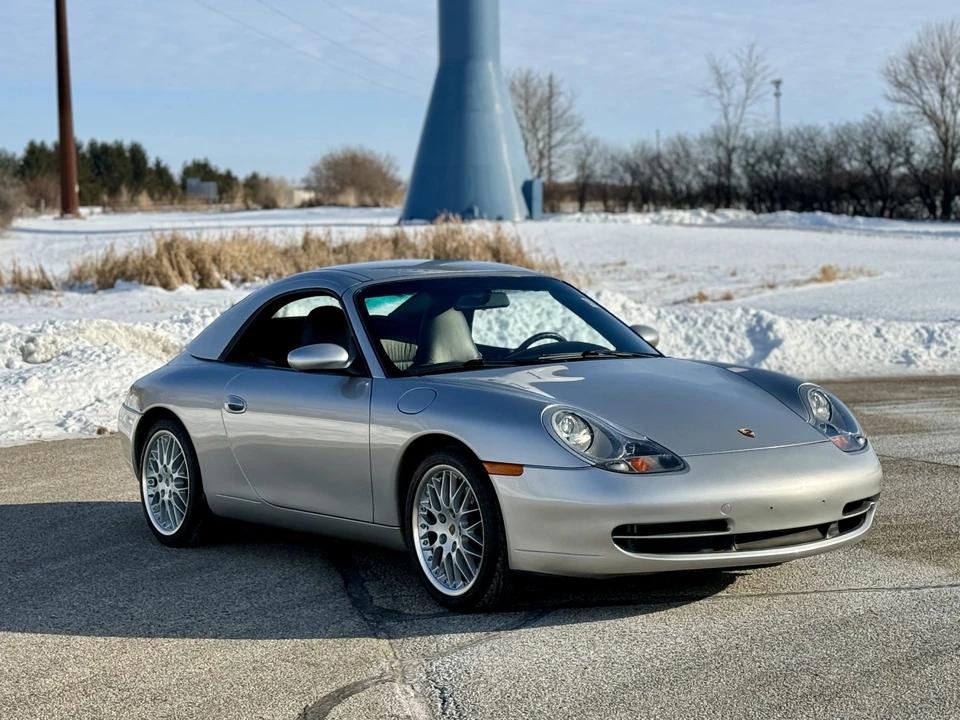 2001 Porsche 996 Carrera - Image 28 of 31