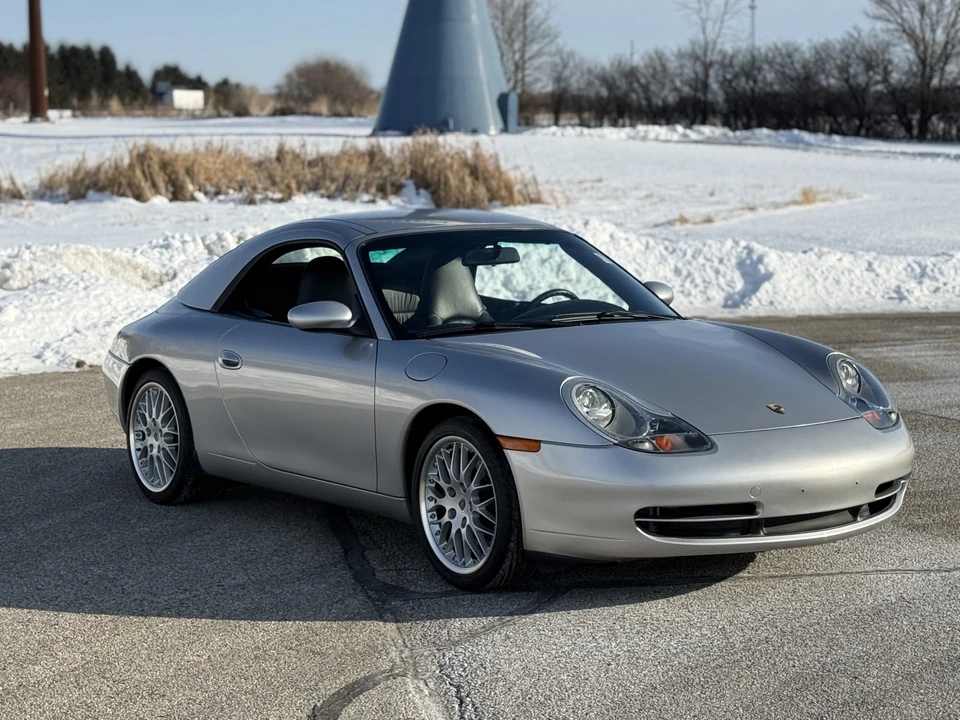 2001 Porsche 996 Carrera - Image 27 of 31