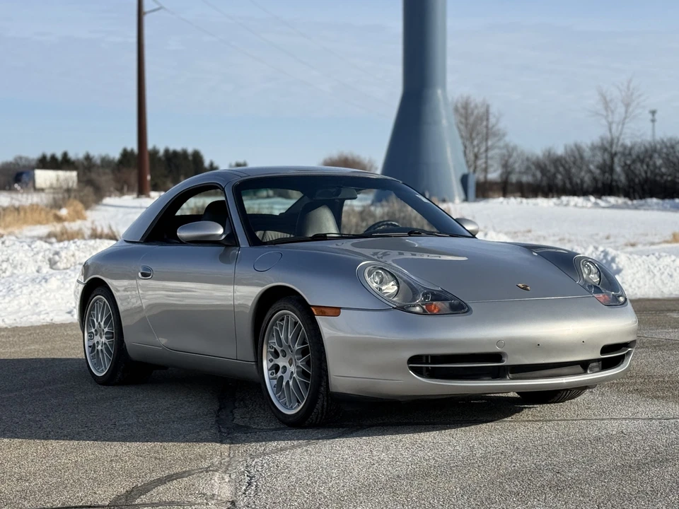 2001 Porsche 996 Carrera - Image 25 of 31