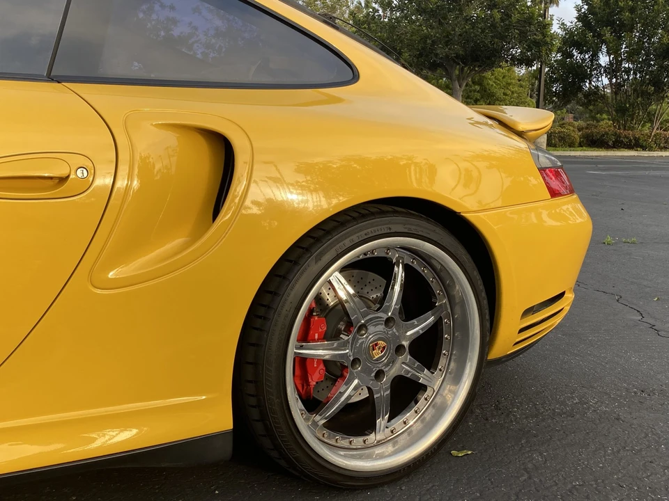 2001 Porsche 996 Turbo - Image 24 of 31