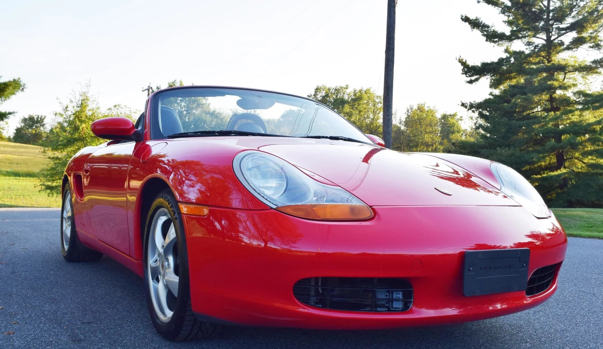 2001 Porsche 986 Boxster - Image 9 of 31