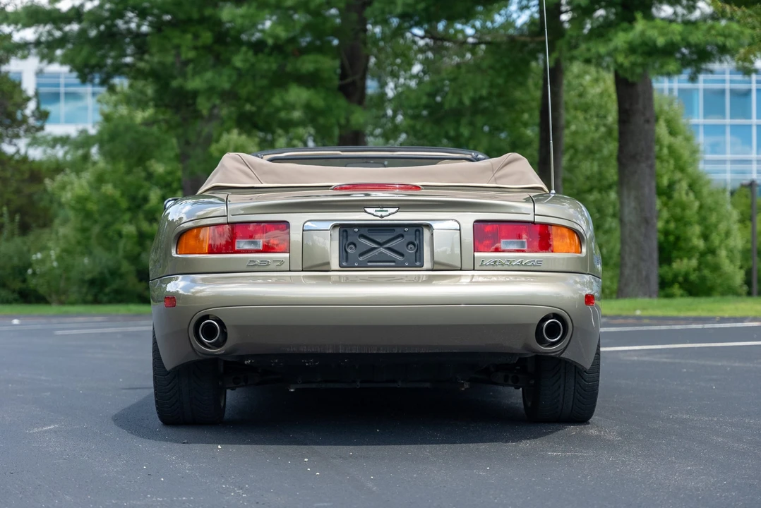2002 Aston Martin DB7 Vantage - Image 16 of 31