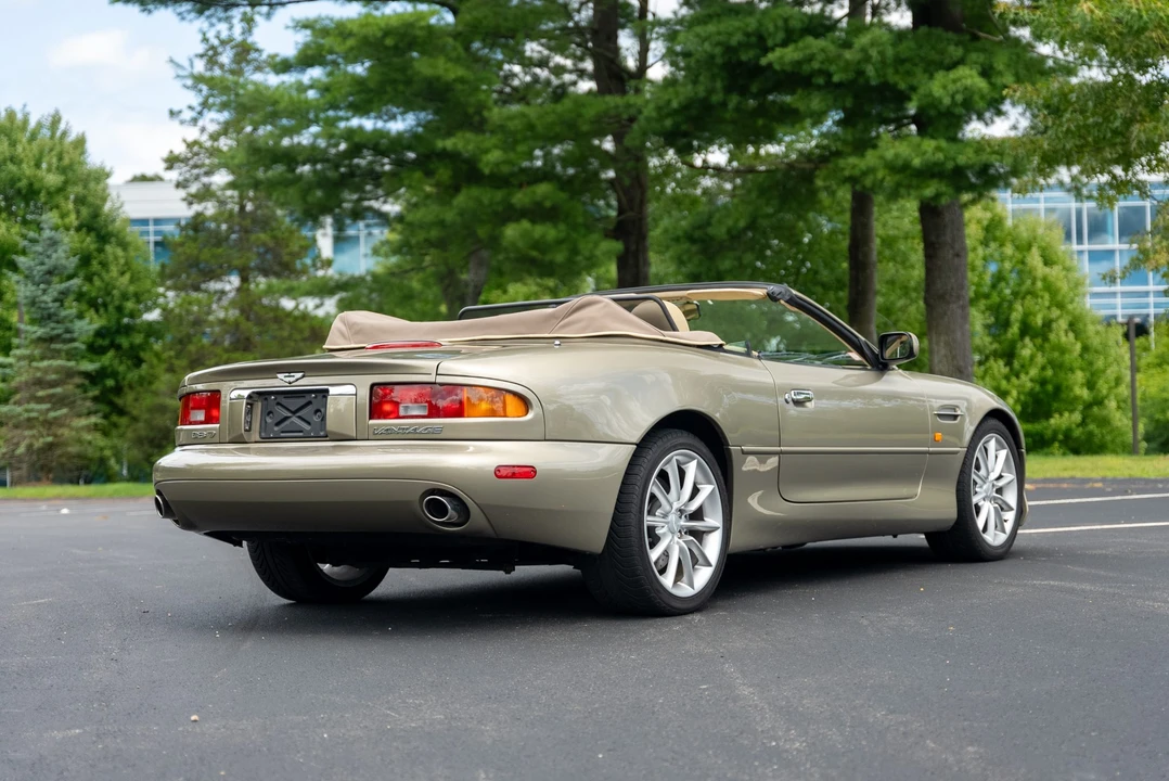 2002 Aston Martin DB7 Vantage - Image 13 of 31
