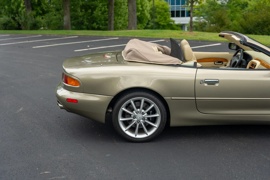 2002 Aston Martin DB7 Vantage - Image 23 of 31
