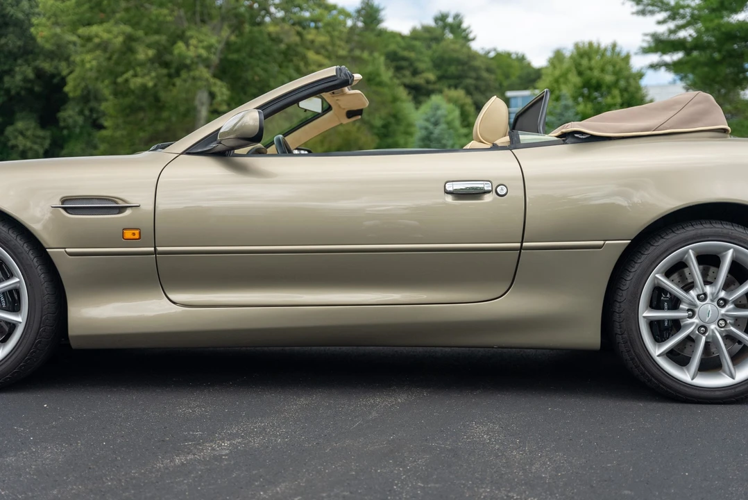 2002 Aston Martin DB7 Vantage - Image 31 of 31