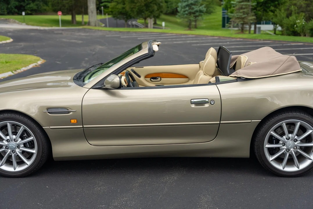 2002 Aston Martin DB7 Vantage - Image 28 of 31