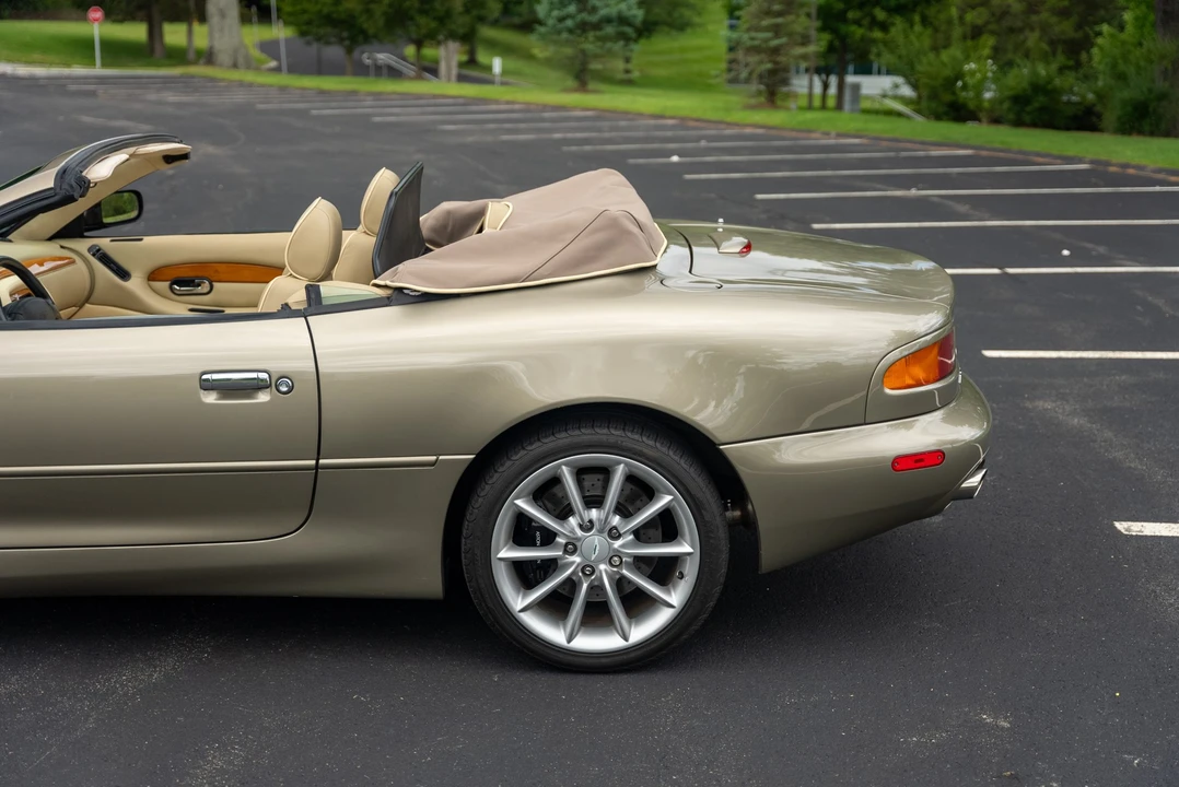 2002 Aston Martin DB7 Vantage - Image 27 of 31