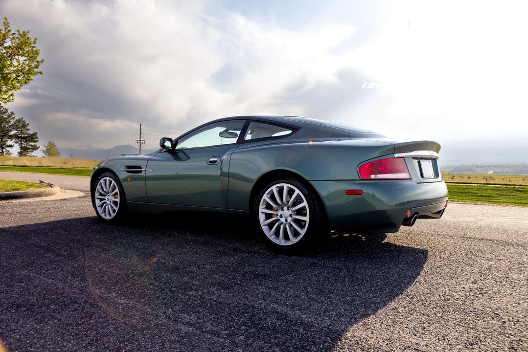2002 Aston Martin Vanquish 1st Gen - Image 31 of 31