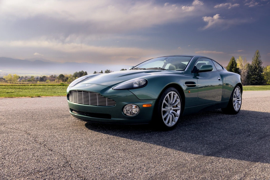 2002 Aston Martin Vanquish 1st Gen - Image 6 of 31