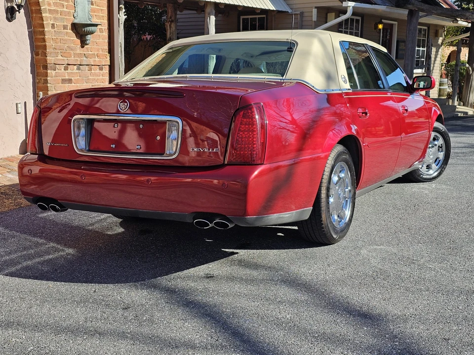 2002 Cadillac DeVille 8th Gen - Image 19 of 31