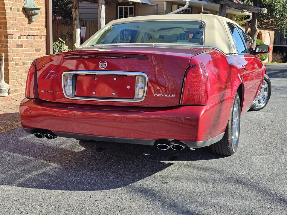 2002 Cadillac DeVille 8th Gen - Image 18 of 31