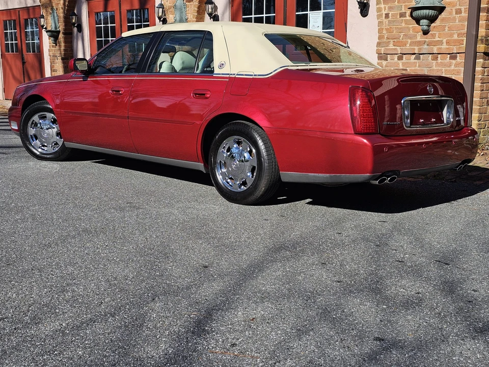 2002 Cadillac DeVille 8th Gen - Image 13 of 31