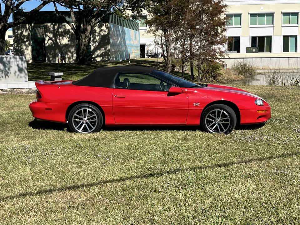 2002 Chevrolet Camaro SS 4th Gen - Image 25 of 31