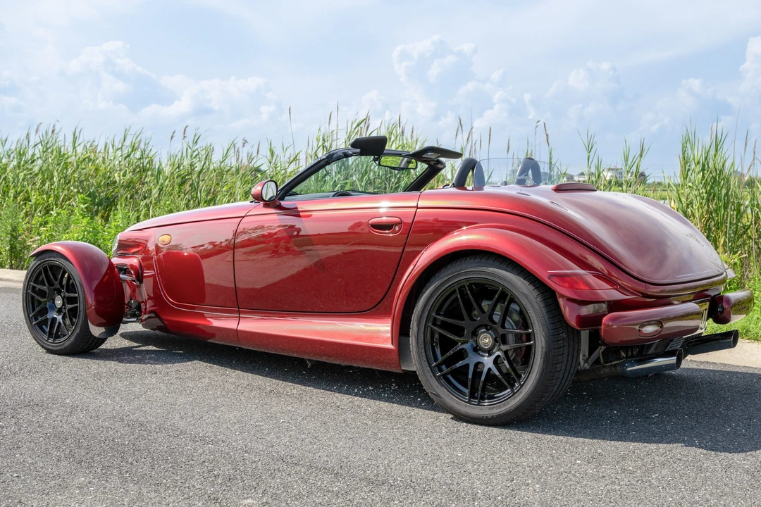 2002 Plymouth Prowler - Image 8 of 31