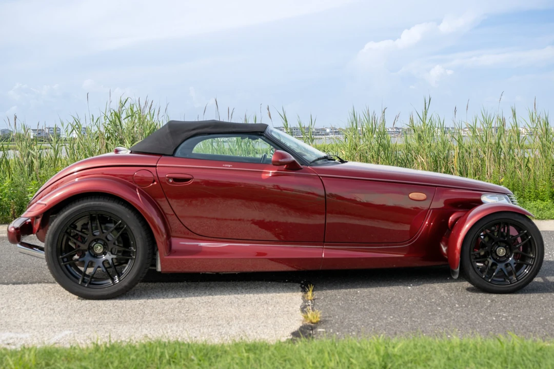 2002 Plymouth Prowler - Image 13 of 31