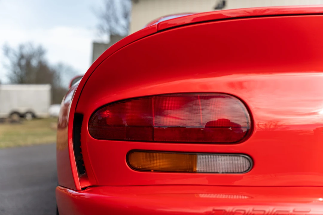 2002 Dodge Viper GTS 2nd Gen - Image 21 of 31