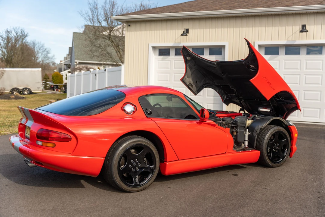 2002 Dodge Viper GTS 2nd Gen - Image 10 of 31