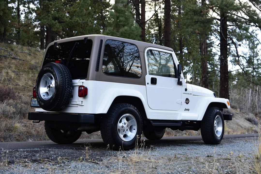 2002 Jeep TJ Wrangler - Image 24 of 31