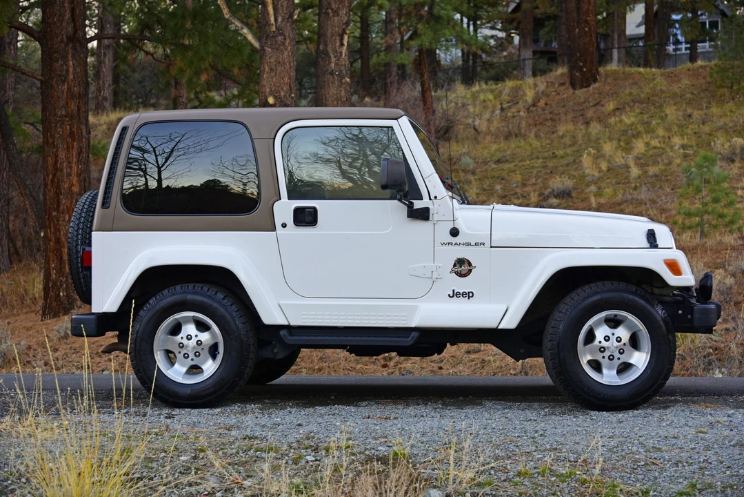 2002 Jeep TJ Wrangler - Image 17 of 31
