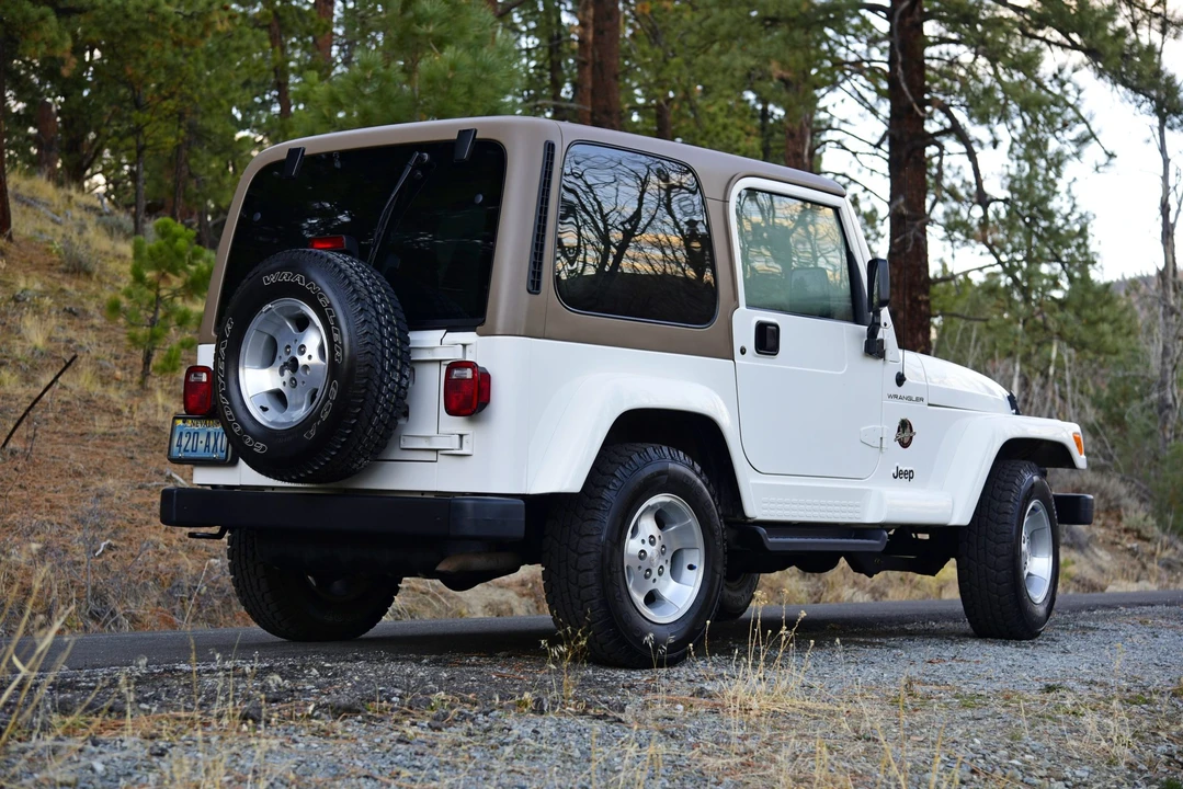 2002 Jeep TJ Wrangler - Image 9 of 31