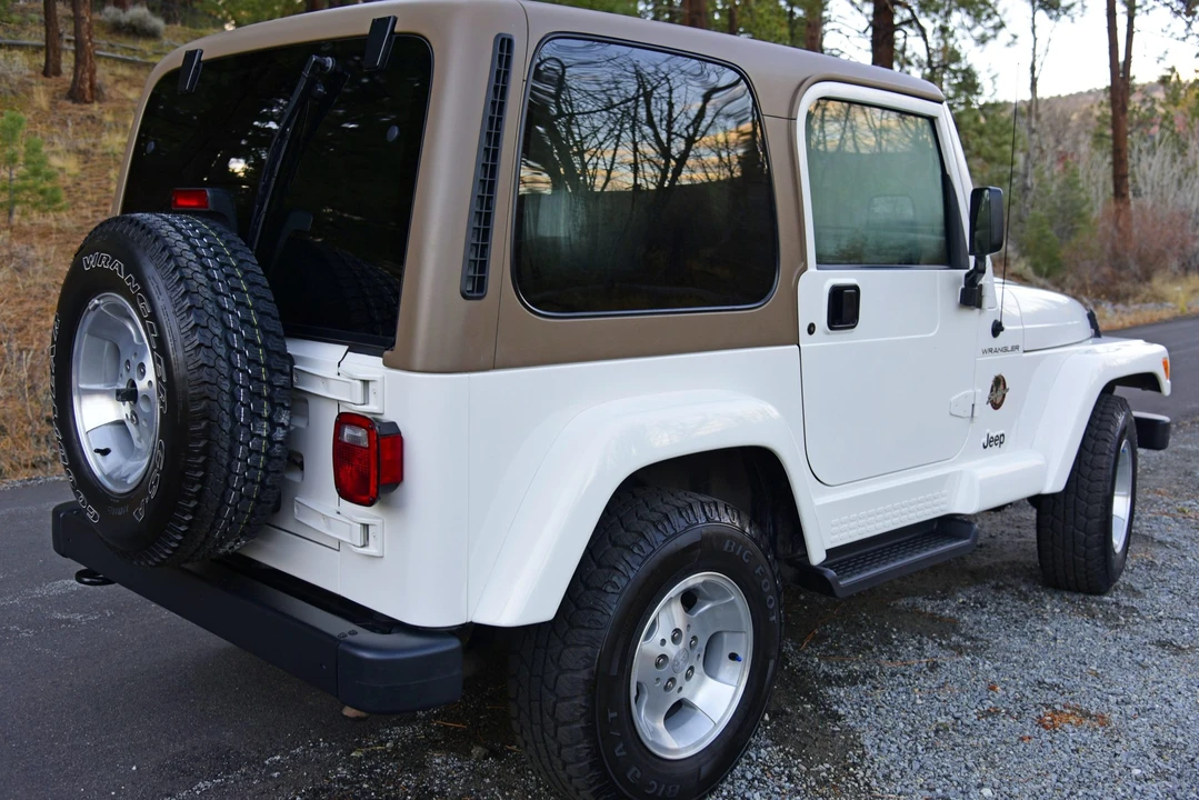 2002 Jeep TJ Wrangler - Image 25 of 31