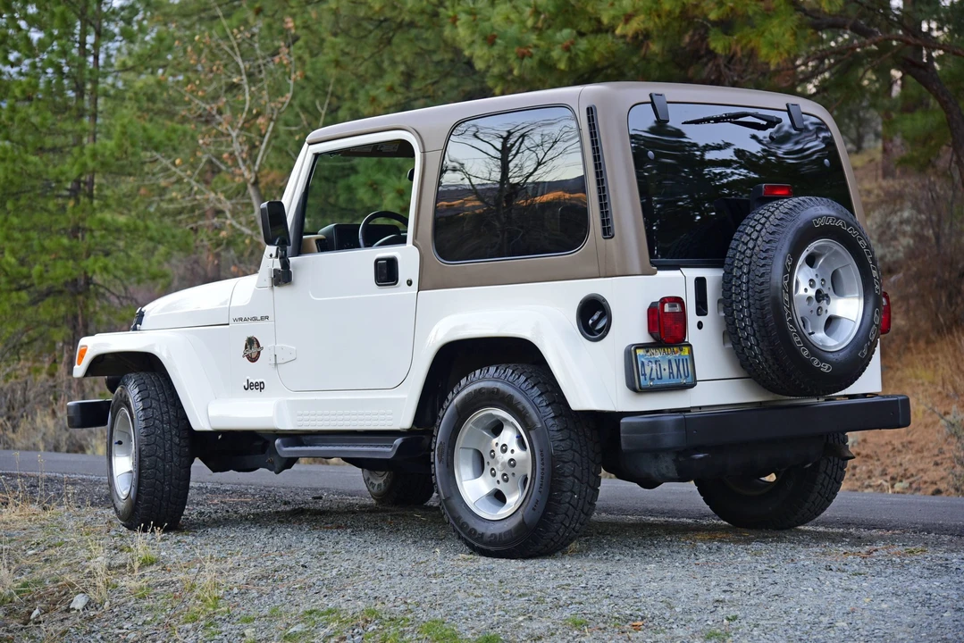 2002 Jeep TJ Wrangler - Image 8 of 31
