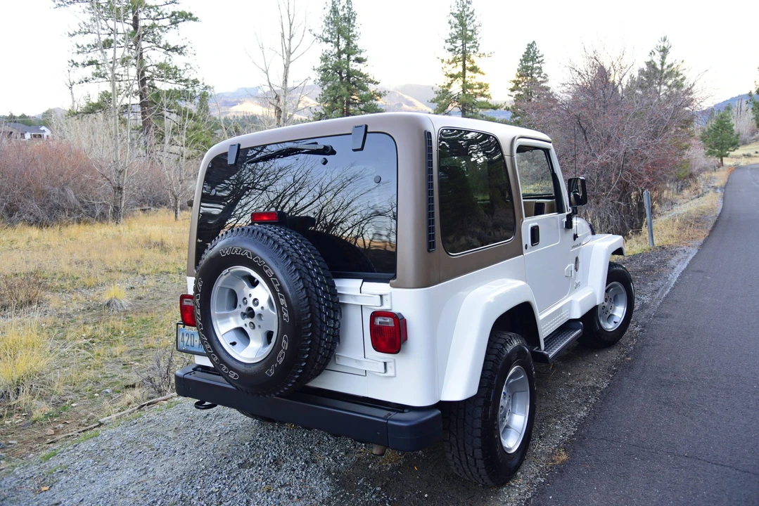 2002 Jeep TJ Wrangler - Image 11 of 31