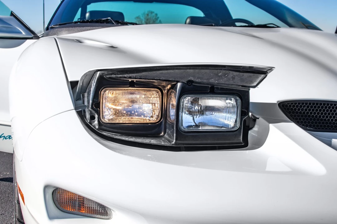 2002 Pontiac Firebird Trans Am 4th Gen - Image 11 of 31